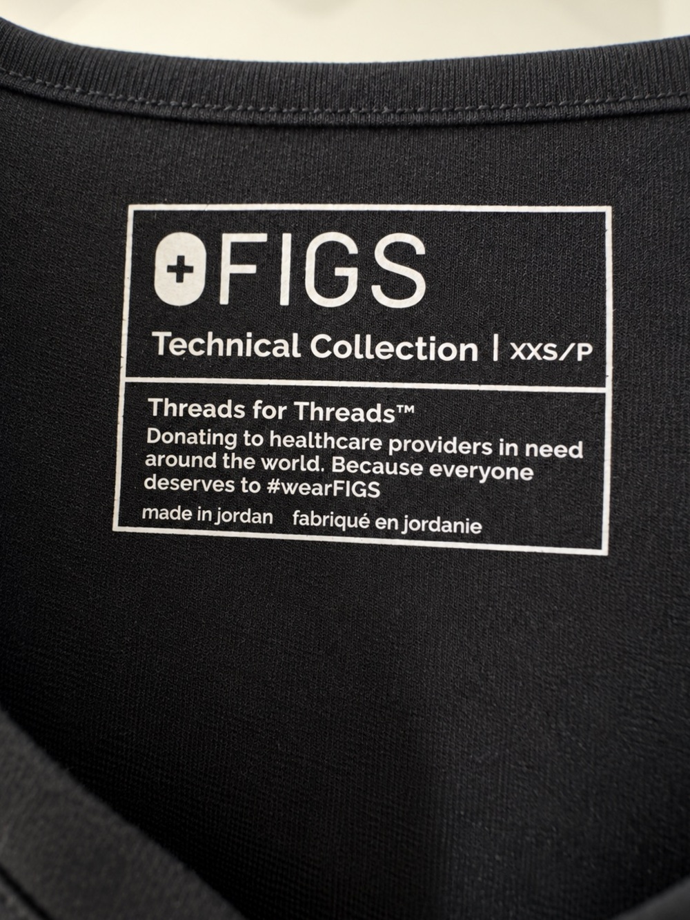 FIGS Black Catarina scrub top XXSP - Picture 2 of 4
